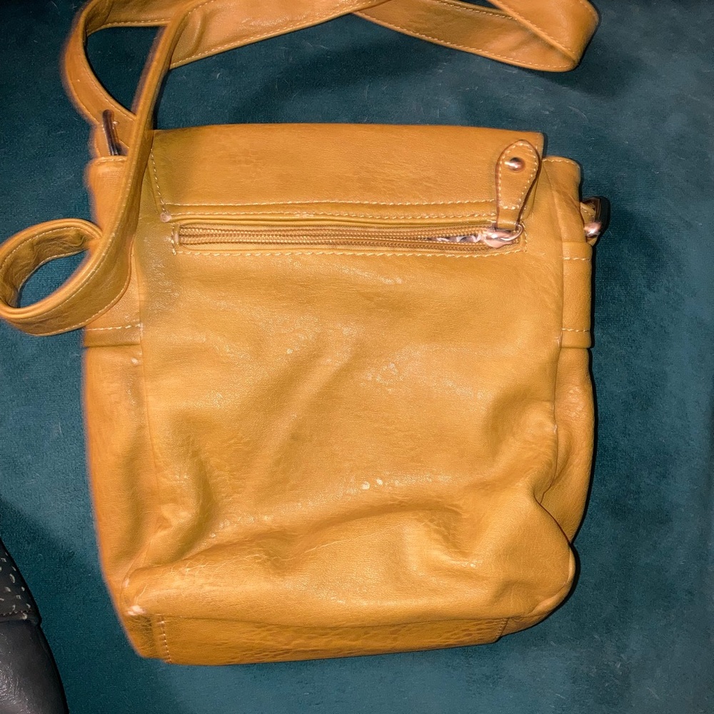 Crossbody Bag - Picture 4 of 4